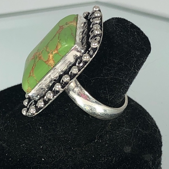 Green Turquoise‎ Ring - Picture 2 of 5